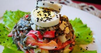 Салат с морской капустой: рецепты с яйцом и другими ингредиентами